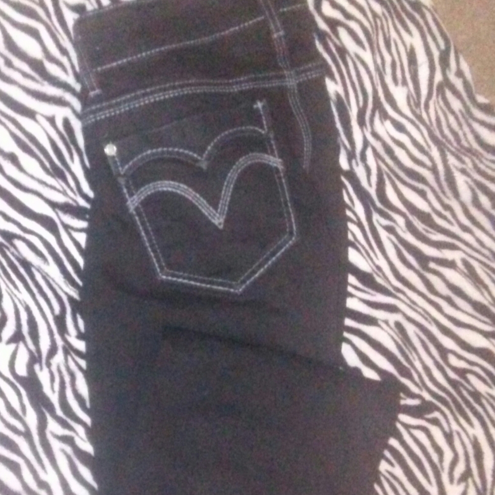 Blk 529 Curvy Straight Levi's with Gray Stitching